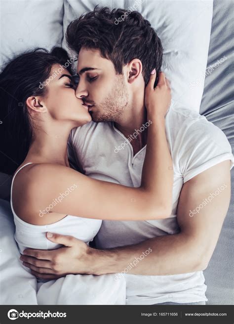 Images Of Love Couples In Bed 1500+ Couple In Bedroom Pictures