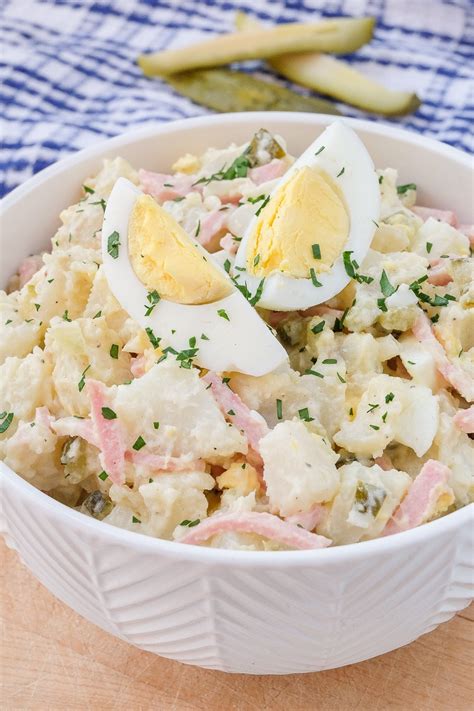 Creamy German Potato Salad (Kartoffelsalat) - Recipes From Europe