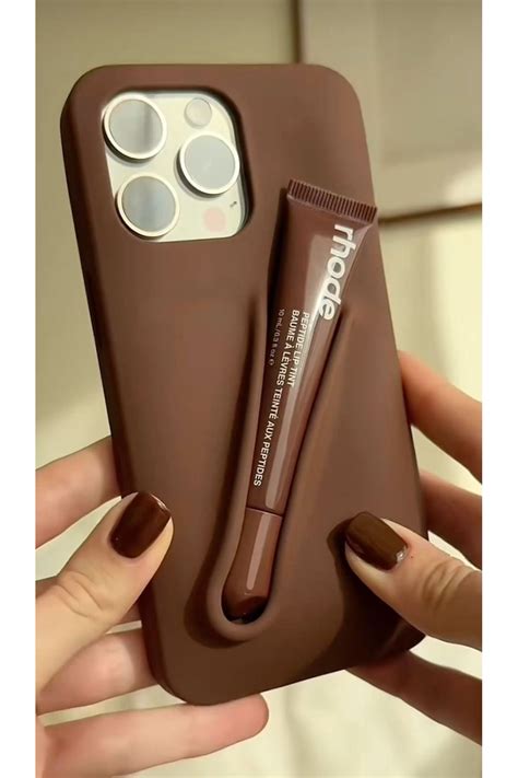 Legend Aksesuar İphone 15 Pro Max Uyumlu Rhode Ruj Bölmeli Silikon Lips