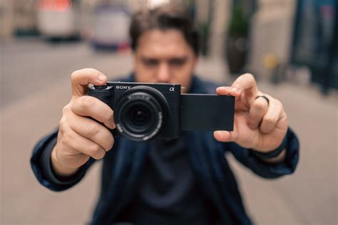Sony ZV-E1 Mirrorless Camera with FE 28-60mm f/4-5.6 Lens, White ILCZV ...