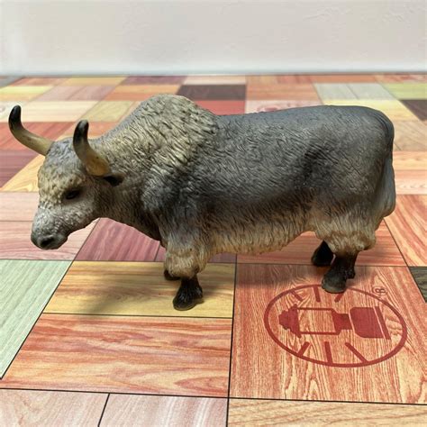 廃盤希少品 Schleich (シュライヒ) 動物フィギュア ヤク - メルカリ