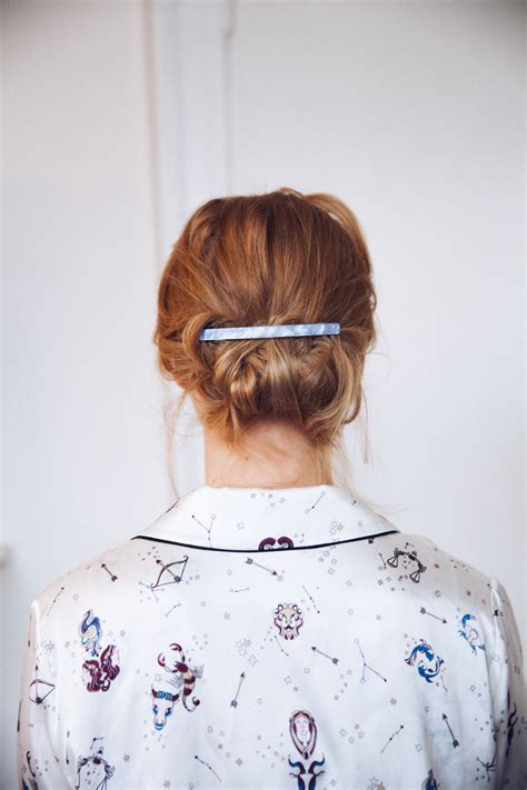 low messy hair bun 11