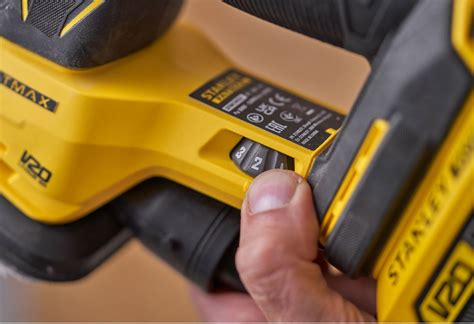 Stanley Fatmax Τριβείο Δέλτα Μπαταρίας 18V | Praktiker
