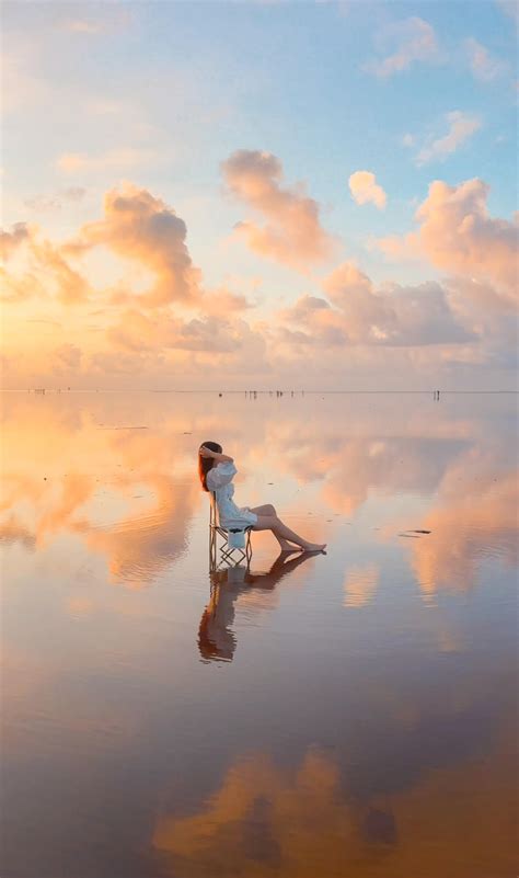 This Quiet Beach In Thai Binh Is Slowly Getting The Attention Of Local
