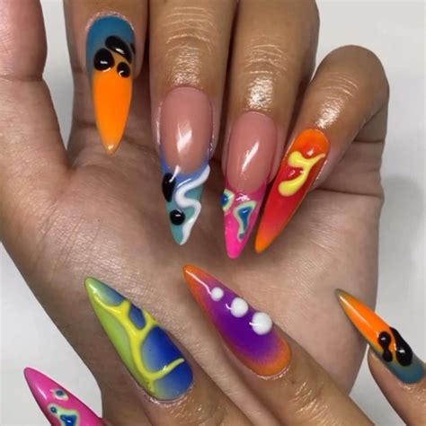 Dewdrop Nails Are the Coolest 3D Mani Trend of Year—Here Are Some of ...