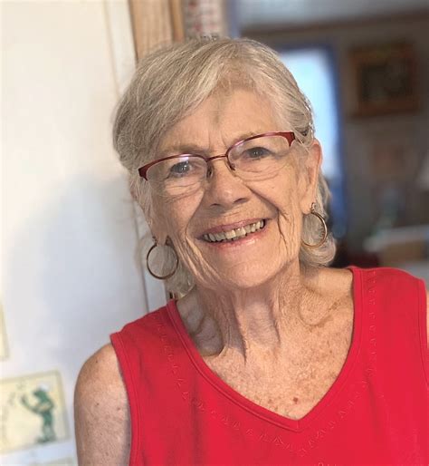 In Memory of Phyllis Elvidge: Full Obituary and Service Info 32