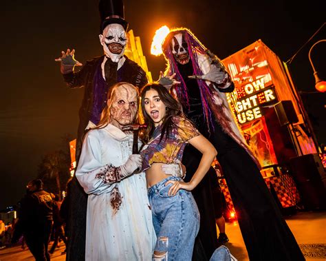 Horror Nights on Twitter: "@sydney_sweeney @VictoriaJustice