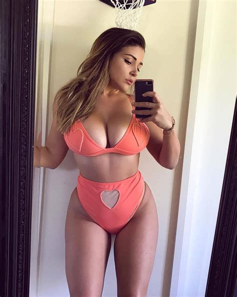 Discovering The Vibrant Life Of Jem Wolfie