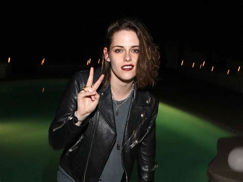 Kristen Stewart has no problem with sex scenes: 'I think people are a