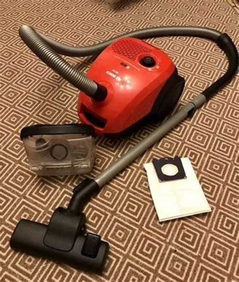 Пылесос Bosch 2100W(Германия)с контейнером | Festima.Ru - Мониторинг ...