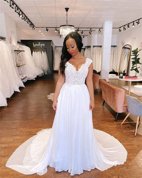 expect   wedding dress fitting