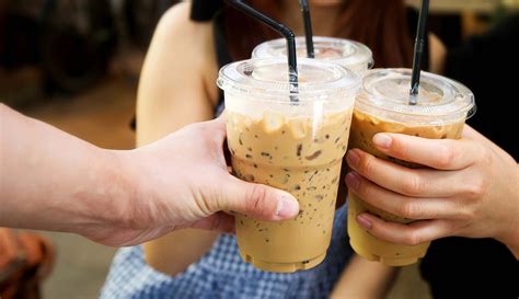 es kopi susu menjadi favorit   id