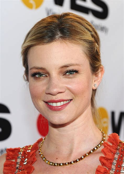 Amy Smart Pictures (1019 Images)