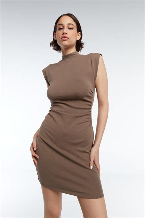 Clothing & Accessories | Fashion Highlights | NEW YORKER
