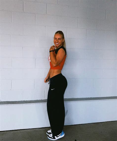 Beth Grotelueschen | little this, lotta that | Instagram