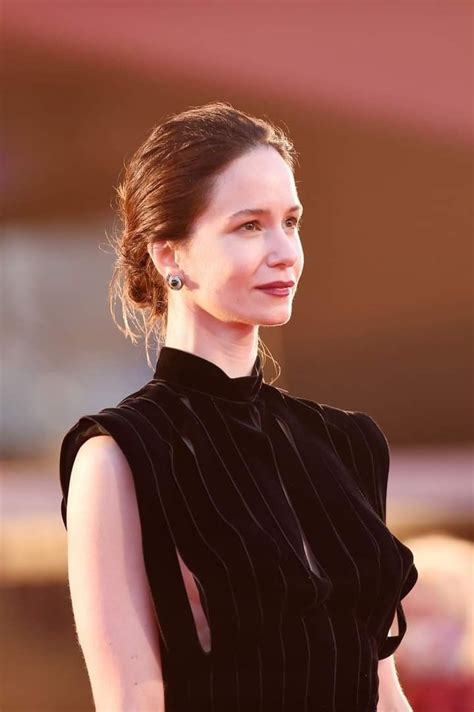 Pin by Matt Wheeler on Katherine waterston in 2022 | Katherine ...