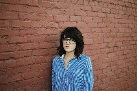 Taylor Robbins – Medium