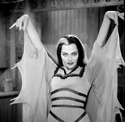Yvonne De Carlo