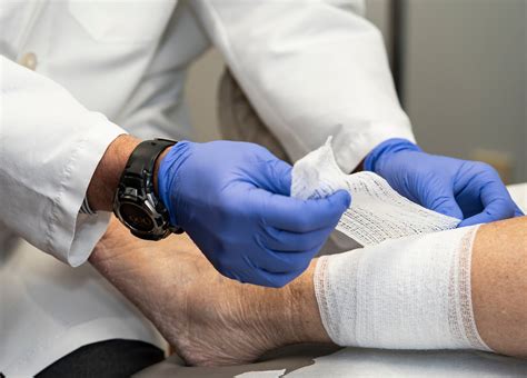 types  wound coverings  types  wound dressings