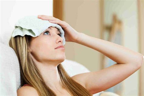 Hot and Cold Compresses: 10 Important Advantages & Disadvantages of ...