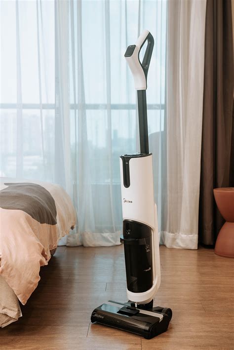 Midea Nass-Trockensauger X8