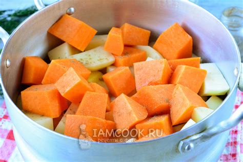 Тушеная картошка с тыквой и курицей — рецепт с фото пошагово