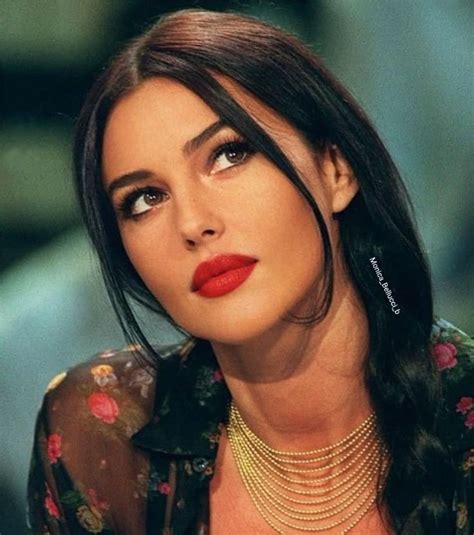Pin by Orchids on My Saves | Monica bellucci makeup, Monica bellucci ...