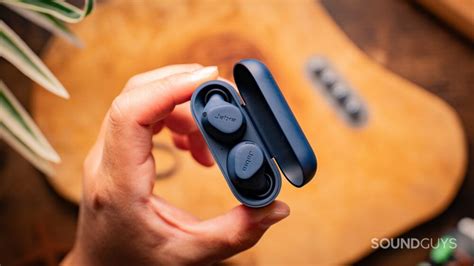 Best headphones and earbuds for running for 2024 - SoundGuys