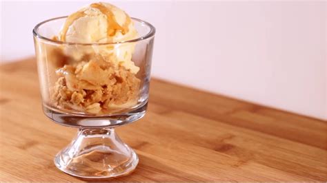 Apple Crisp - An Apple Based Yummy Dessert