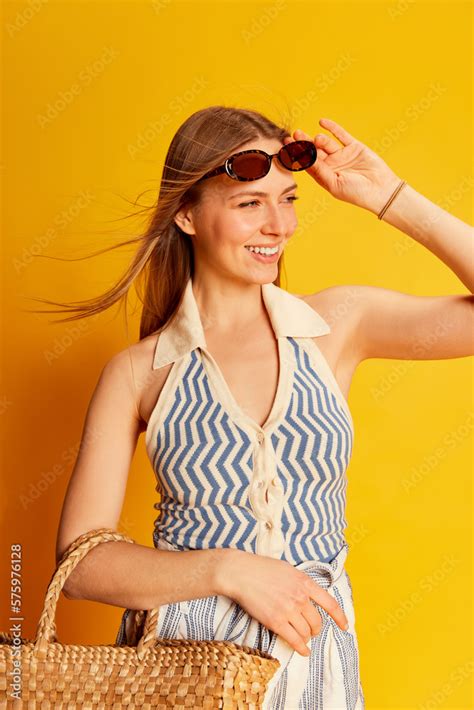 young beautiful smiling woman  long blonde hair  summer style