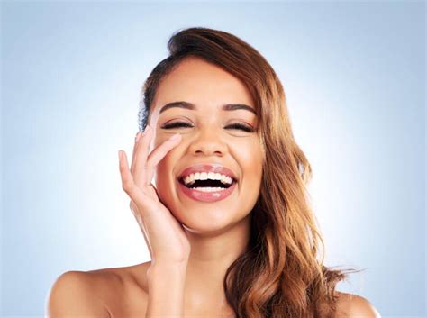 LOS BENEFICIOS DE INCLUIR MENSUALMENTE FACIALES EN TU RUTINA DE CUIDADO ...