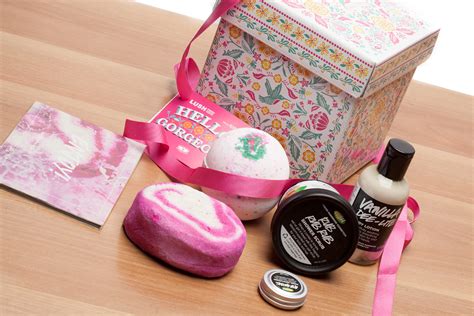 "Здравей красавице" by Lush cosmetics - Mint Stories