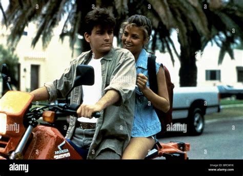 CHARLIE SHEEN SHERILYN FENN THE WRAITH (1986 Stock Photo: 31016599 - Alamy