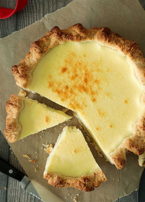 Easy Egg Pie Recipe (Custard Pie) | Woman Scribbles
