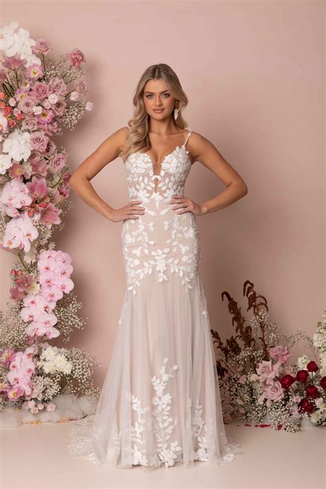 Madi Lane - Memories Bridal Boutique | Dublin & Cork