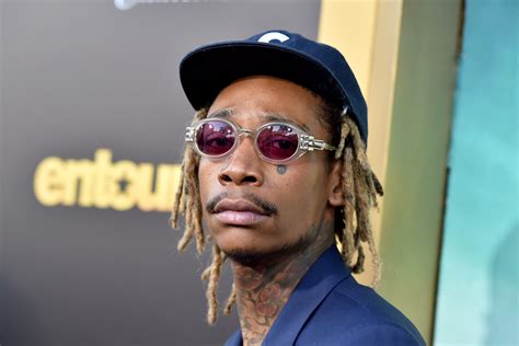 Wiz Khalifa Goes Viral For Flaunting His Bulge During Workout Video