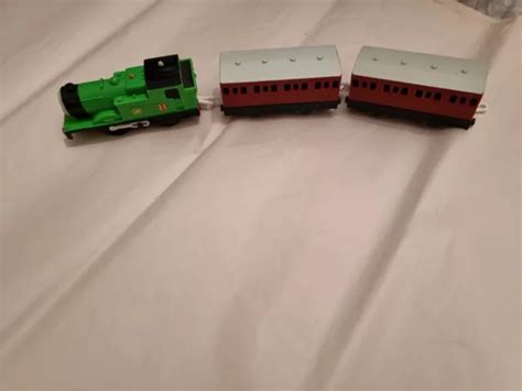 THOMAS TANK ENGINE & Friends OLIVER TRAIN Trackmaster MOTORISED PLUS ...