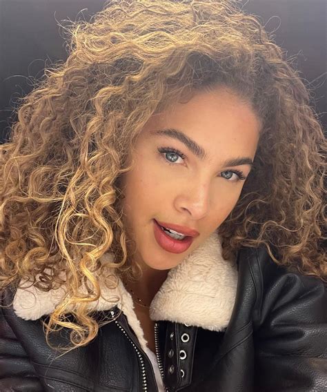 Beautiful Face : r/CamilaKendra