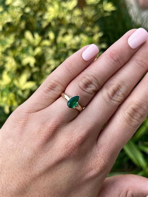 1.06 Carat Dark Green Emerald Six Prong Solitaire Two Toned Engagement
