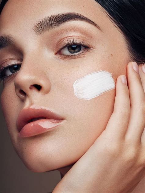 Meet Gluconolactone, One of the Gentlest Exfoliators You Can Use | Skin ...