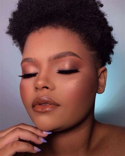 Maquiagem Para Pele Negra - 30 Ideias de Maquiagem de Casamento para pele Morena e negra – NOIVOU