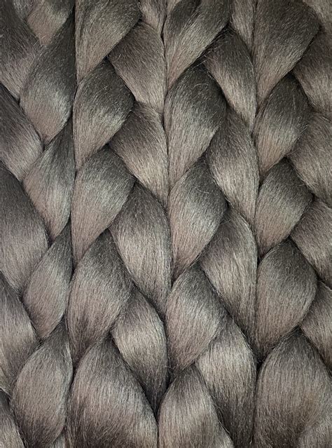 Heat-resistant fibers will soon revolutionize the world of kanekalon hair 4