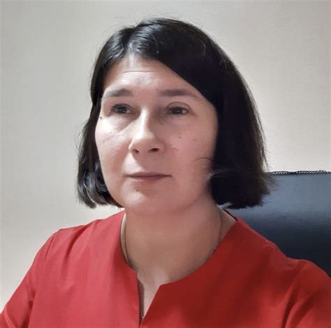 Аліна Стрикитченко - Психологічний центр "Я Є Help"