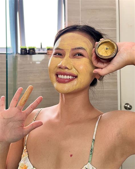 Surprisingly, the answer to how much does a detective make varies 17