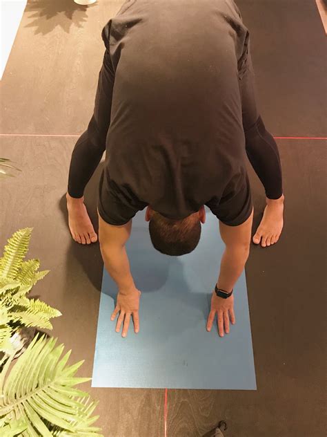 Hamstring Stretches 18 Easy Stretches In 18 Minutes To Help Reduce