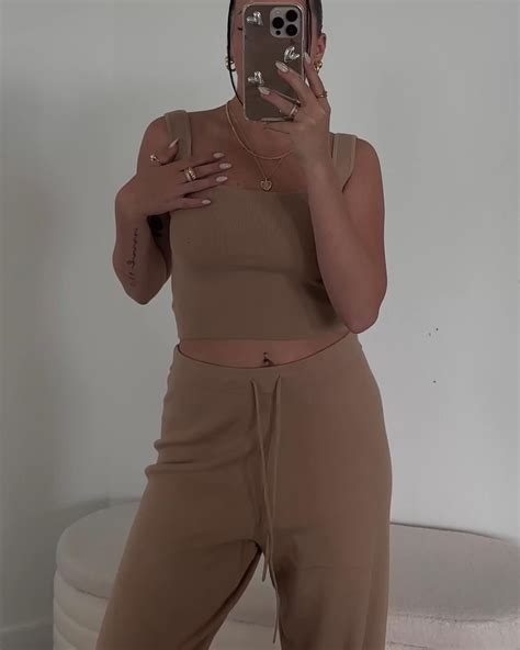 Sydney Nicole's Amazon Page