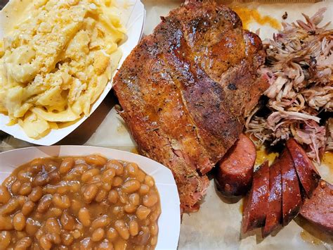 8 Best Restaurants In St Charles MO | Must-Try St Charles Restaurants