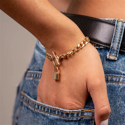 how to open bracelet lock