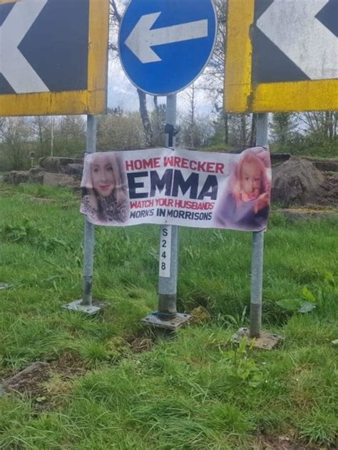 Fuming wife warns locals with hilarious “homewrecker” sign