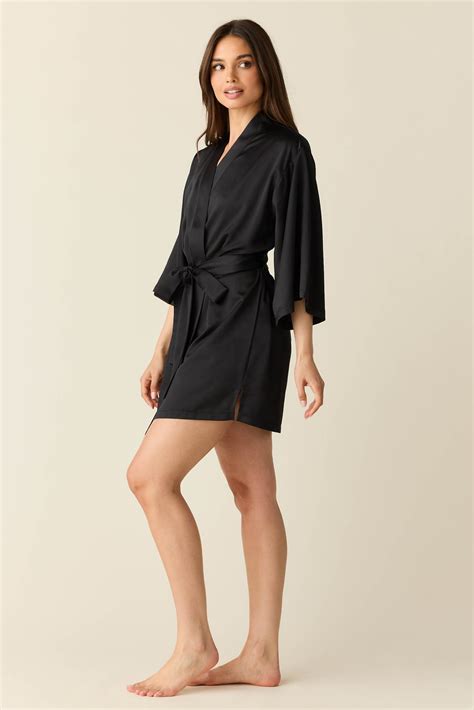 Adriana Luxe Satin Short Kimono in Black – MASONgrey